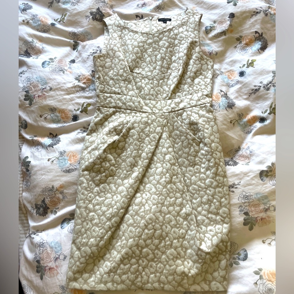Textured textile Saks off Fifth Avenue Discreet Leopard Print dress
